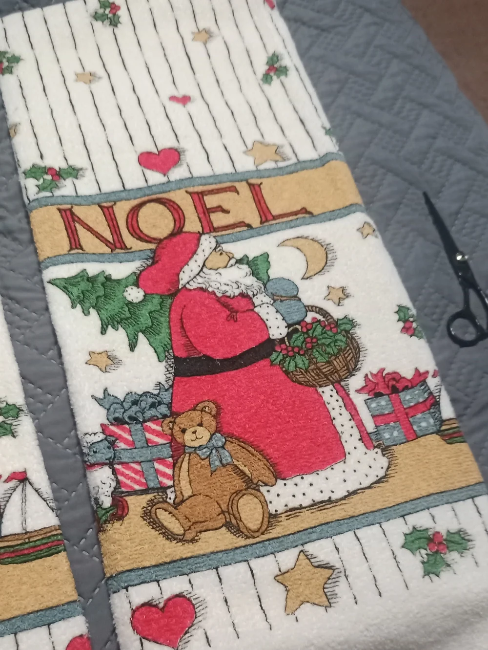 Vintage Christmas Noel Bath Towel Sets NWOT 2 Sets!!❤️